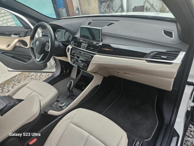 Белый БМВ 1 Серия, объемом двигателя 2 л и пробегом 19 тыс. км за 21999 $, фото 4 на Automoto.ua