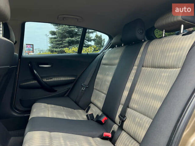 Бежевый БМВ 1 Серия, объемом двигателя 2 л и пробегом 162 тыс. км за 7800 $, фото 10 на Automoto.ua