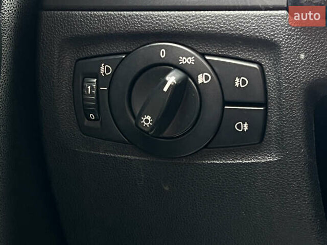 Бежевый БМВ 1 Серия, объемом двигателя 2 л и пробегом 162 тыс. км за 7800 $, фото 15 на Automoto.ua