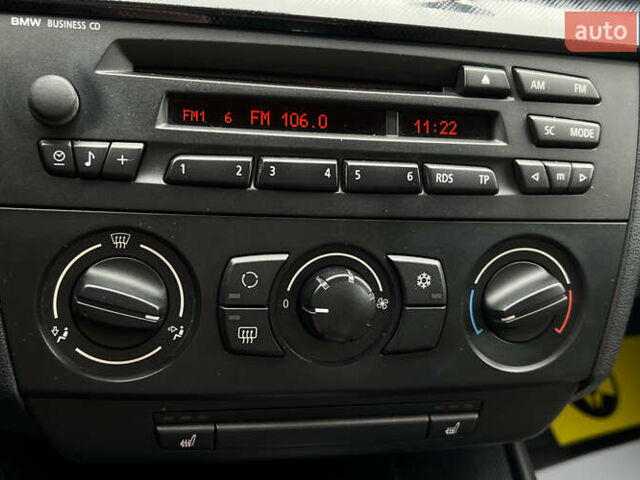 Бежевый БМВ 1 Серия, объемом двигателя 2 л и пробегом 162 тыс. км за 7800 $, фото 18 на Automoto.ua