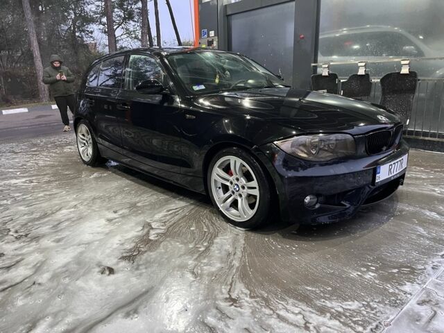 Черный БМВ 1 Серия, объемом двигателя 1.6 л и пробегом 311 тыс. км за 5200 $, фото 3 на Automoto.ua