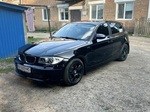Черный БМВ 1 Серия, объемом двигателя 2 л и пробегом 312 тыс. км за 6000 $, фото 5 на Automoto.ua