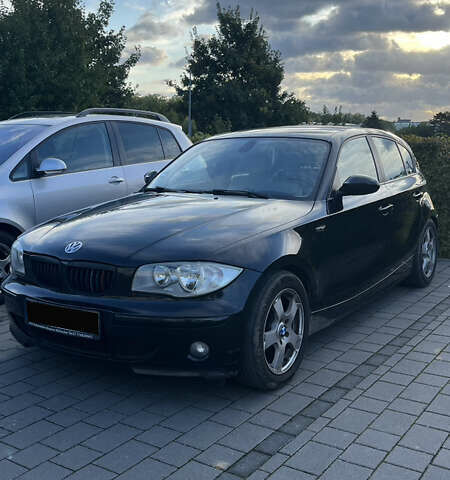 Черный БМВ 1 Серия, объемом двигателя 2 л и пробегом 313 тыс. км за 3060 $, фото 6 на Automoto.ua