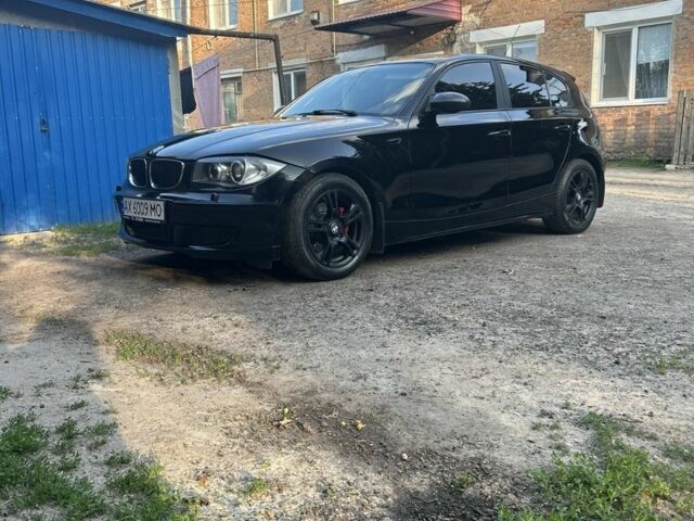 Черный БМВ 1 Серия, объемом двигателя 2 л и пробегом 312 тыс. км за 6000 $, фото 6 на Automoto.ua