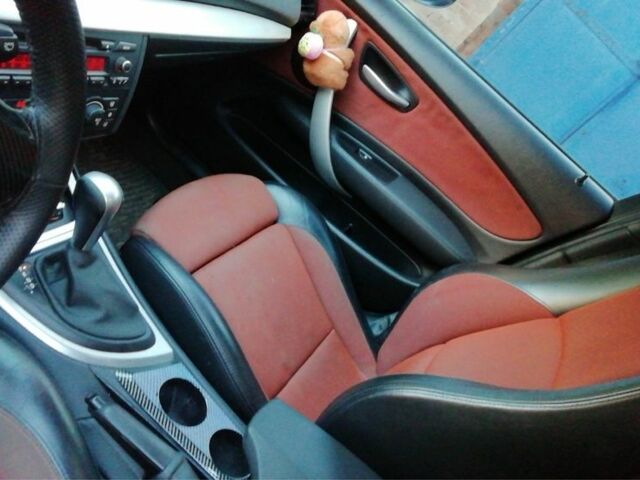 Черный БМВ 1 Серия, объемом двигателя 2 л и пробегом 312 тыс. км за 6000 $, фото 10 на Automoto.ua