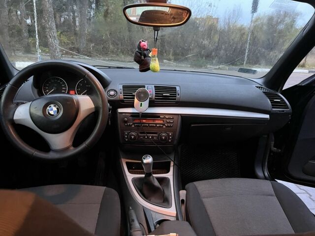 Черный БМВ 1 Серия, объемом двигателя 1.6 л и пробегом 311 тыс. км за 5200 $, фото 4 на Automoto.ua