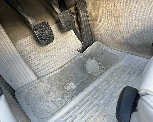 Чорний БМВ 1 Серія, об'ємом двигуна 1.6 л та пробігом 290 тис. км за 4900 $, фото 21 на Automoto.ua