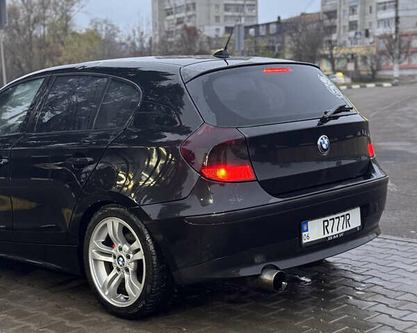 Черный БМВ 1 Серия, объемом двигателя 1.6 л и пробегом 311 тыс. км за 5200 $, фото 10 на Automoto.ua