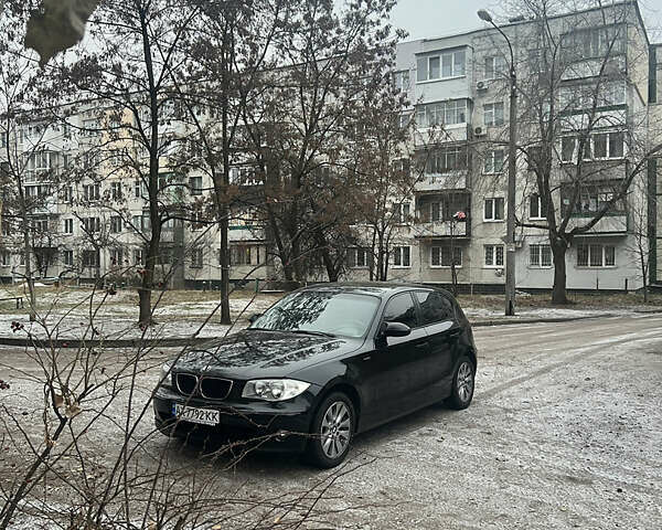 Черный БМВ 1 Серия, объемом двигателя 1.6 л и пробегом 320 тыс. км за 6000 $, фото 6 на Automoto.ua