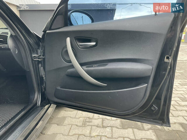 Черный БМВ 1 Серия, объемом двигателя 2 л и пробегом 398 тыс. км за 5550 $, фото 32 на Automoto.ua