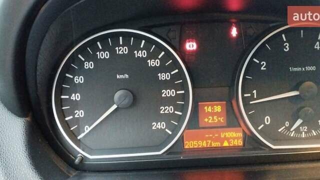 Черный БМВ 1 Серия, объемом двигателя 2 л и пробегом 205 тыс. км за 5600 $, фото 11 на Automoto.ua