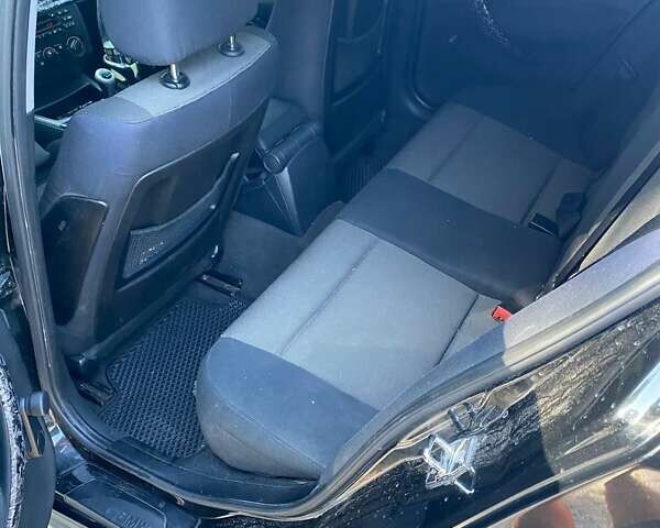 Чорний БМВ 1 Серія, об'ємом двигуна 2 л та пробігом 334 тис. км за 6750 $, фото 19 на Automoto.ua