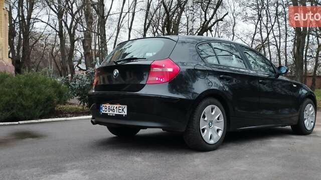 Черный БМВ 1 Серия, объемом двигателя 2 л и пробегом 205 тыс. км за 5600 $, фото 7 на Automoto.ua