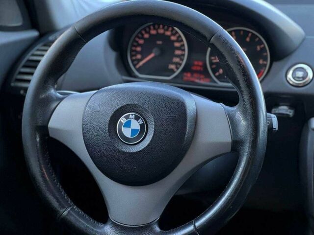 Черный БМВ 1 Серия, объемом двигателя 1.6 л и пробегом 281 тыс. км за 6300 $, фото 14 на Automoto.ua