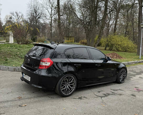 Чорний БМВ 1 Серія, об'ємом двигуна 2 л та пробігом 380 тис. км за 7500 $, фото 7 на Automoto.ua