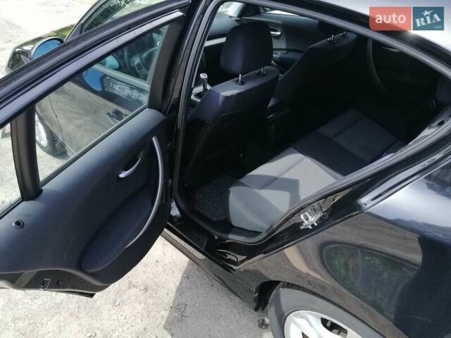 Черный БМВ 1 Серия, объемом двигателя 1.6 л и пробегом 226 тыс. км за 5900 $, фото 14 на Automoto.ua