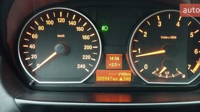 Черный БМВ 1 Серия, объемом двигателя 2 л и пробегом 205 тыс. км за 5600 $, фото 22 на Automoto.ua