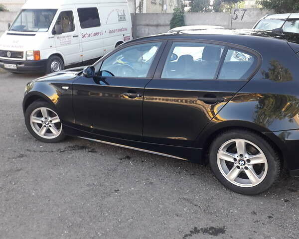 Черный БМВ 1 Серия, объемом двигателя 1.6 л и пробегом 270 тыс. км за 5200 $, фото 3 на Automoto.ua