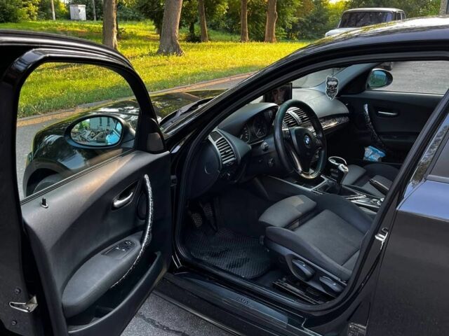 Черный БМВ 1 Серия, объемом двигателя 2 л и пробегом 334 тыс. км за 6500 $, фото 5 на Automoto.ua