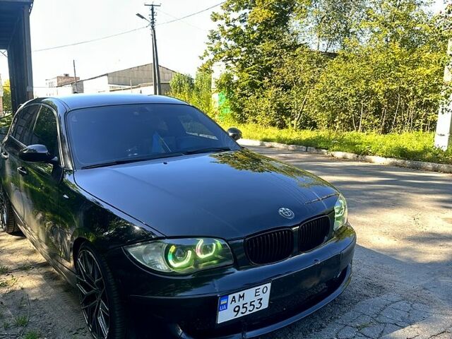 Чорний БМВ 1 Серія, об'ємом двигуна 2 л та пробігом 384 тис. км за 7500 $, фото 4 на Automoto.ua