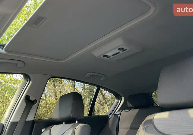 Черный БМВ 1 Серия, объемом двигателя 1.6 л и пробегом 247 тыс. км за 8800 $, фото 15 на Automoto.ua