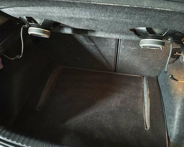 Черный БМВ 1 Серия, объемом двигателя 1.6 л и пробегом 270 тыс. км за 4999 $, фото 6 на Automoto.ua