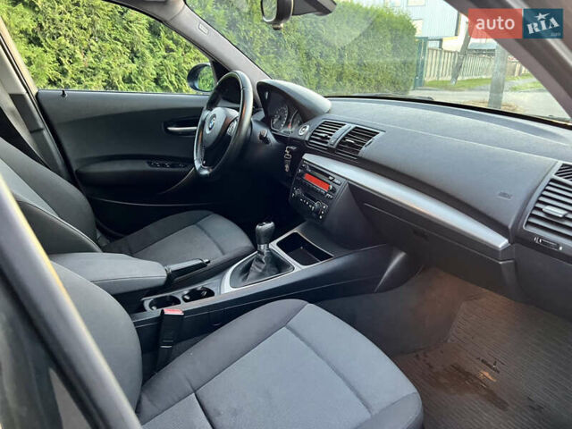 Черный БМВ 1 Серия, объемом двигателя 2 л и пробегом 275 тыс. км за 5800 $, фото 7 на Automoto.ua