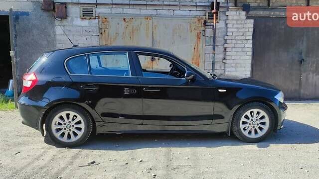 Черный БМВ 1 Серия, объемом двигателя 1.6 л и пробегом 124 тыс. км за 5800 $, фото 13 на Automoto.ua
