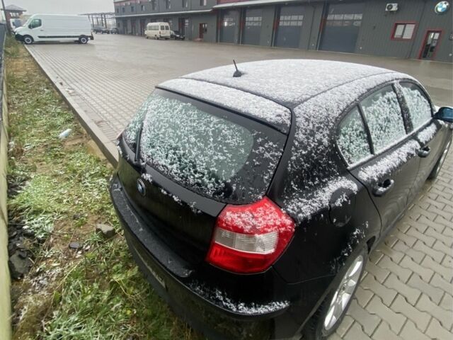 Черный БМВ 1 Серия, объемом двигателя 2 л и пробегом 200 тыс. км за 3500 $, фото 3 на Automoto.ua