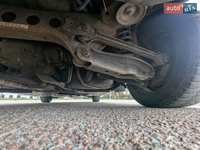 Чорний БМВ 1 Серія, об'ємом двигуна 1.6 л та пробігом 238 тис. км за 6400 $, фото 34 на Automoto.ua