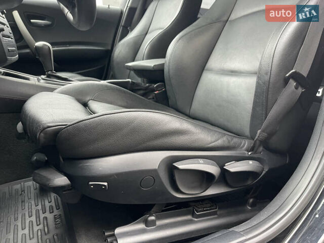 Черный БМВ 1 Серия, объемом двигателя 2 л и пробегом 229 тыс. км за 7750 $, фото 39 на Automoto.ua