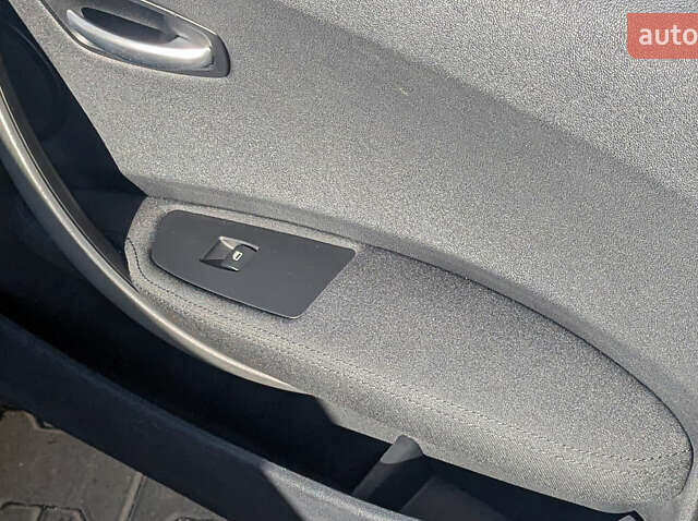 Чорний БМВ 1 Серія, об'ємом двигуна 1.6 л та пробігом 238 тис. км за 6400 $, фото 11 на Automoto.ua