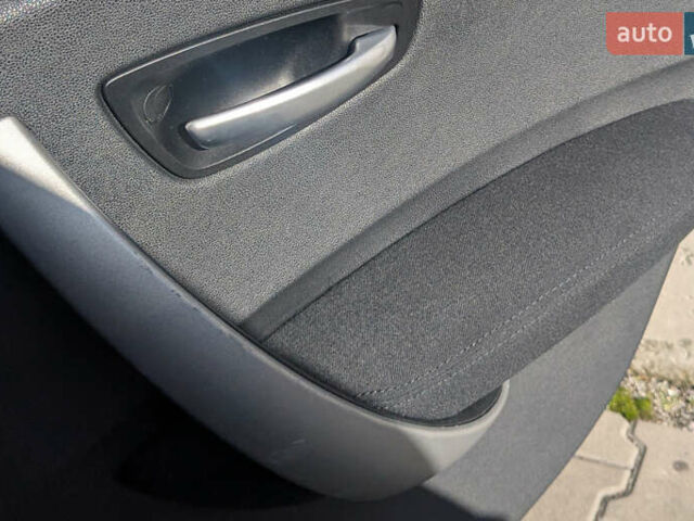 Чорний БМВ 1 Серія, об'ємом двигуна 1.6 л та пробігом 238 тис. км за 6400 $, фото 13 на Automoto.ua