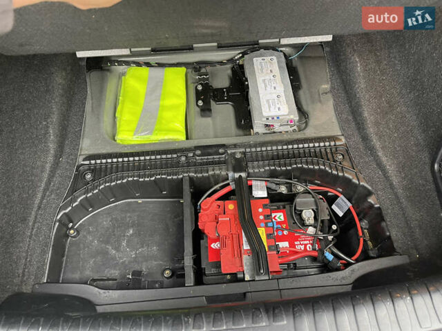 Черный БМВ 1 Серия, объемом двигателя 2 л и пробегом 229 тыс. км за 7750 $, фото 14 на Automoto.ua