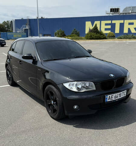 Черный БМВ 1 Серия, объемом двигателя 1.6 л и пробегом 243 тыс. км за 5800 $, фото 7 на Automoto.ua