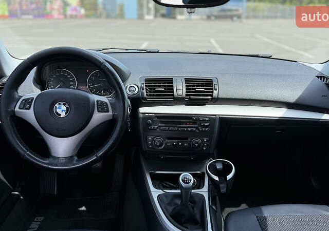 Черный БМВ 1 Серия, объемом двигателя 1.6 л и пробегом 243 тыс. км за 5800 $, фото 39 на Automoto.ua