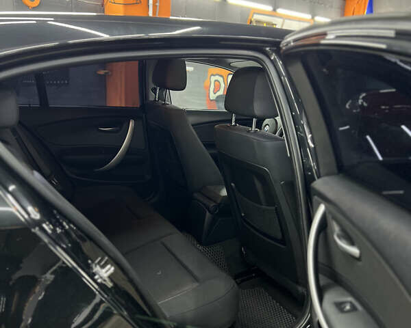Черный БМВ 1 Серия, объемом двигателя 1.6 л и пробегом 250 тыс. км за 6200 $, фото 15 на Automoto.ua