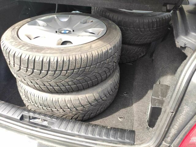 Черный БМВ 1 Серия, объемом двигателя 2 л и пробегом 219 тыс. км за 7500 $, фото 5 на Automoto.ua