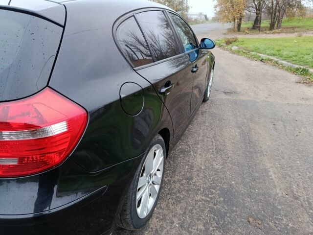 Черный БМВ 1 Серия, объемом двигателя 2 л и пробегом 213 тыс. км за 6800 $, фото 5 на Automoto.ua