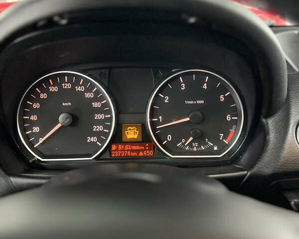 Черный БМВ 1 Серия, объемом двигателя 1.6 л и пробегом 250 тыс. км за 6200 $, фото 20 на Automoto.ua