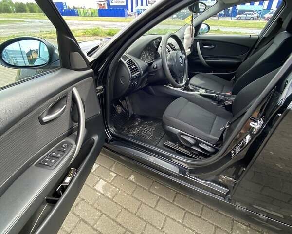 Черный БМВ 1 Серия, объемом двигателя 2 л и пробегом 290 тыс. км за 5500 $, фото 14 на Automoto.ua