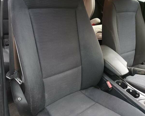 Черный БМВ 1 Серия, объемом двигателя 2 л и пробегом 307 тыс. км за 5800 $, фото 23 на Automoto.ua