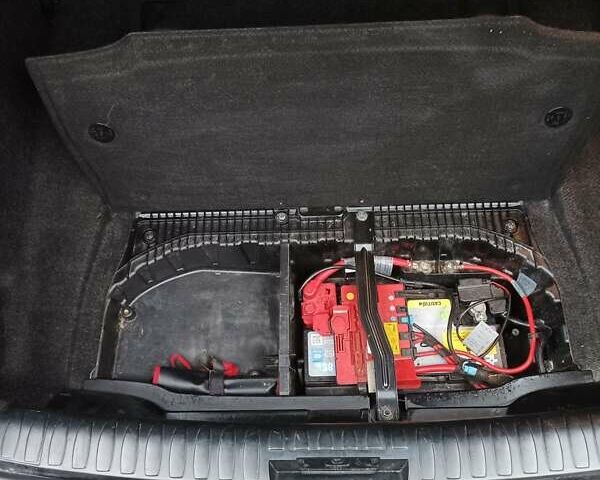 Черный БМВ 1 Серия, объемом двигателя 2 л и пробегом 307 тыс. км за 5800 $, фото 45 на Automoto.ua