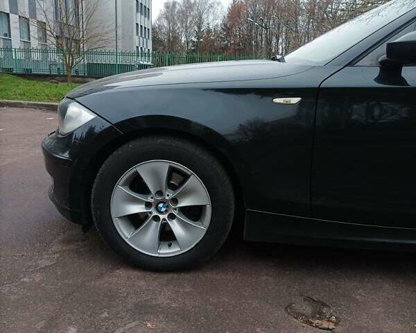 Черный БМВ 1 Серия, объемом двигателя 2 л и пробегом 307 тыс. км за 5800 $, фото 5 на Automoto.ua