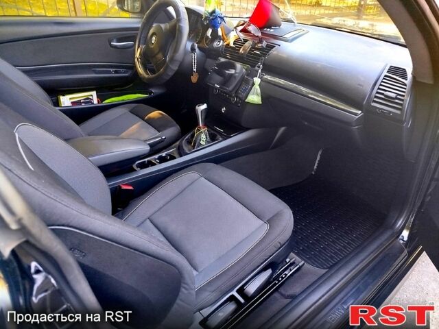 Черный БМВ 1 Серия, объемом двигателя 2 л и пробегом 227 тыс. км за 5000 $, фото 3 на Automoto.ua