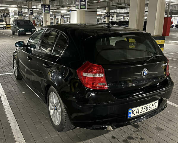 Чорний БМВ 1 Серія, об'ємом двигуна 2 л та пробігом 214 тис. км за 7500 $, фото 2 на Automoto.ua