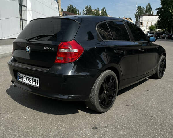 Чорний БМВ 1 Серія, об'ємом двигуна 2 л та пробігом 243 тис. км за 8299 $, фото 3 на Automoto.ua