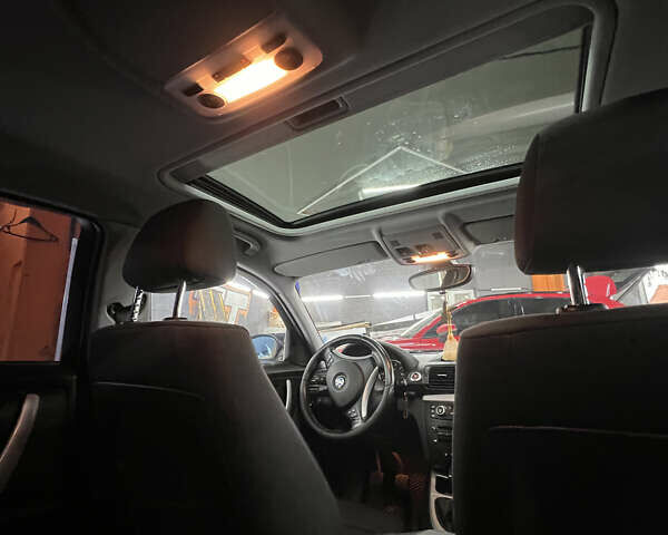 Черный БМВ 1 Серия, объемом двигателя 1.6 л и пробегом 250 тыс. км за 6200 $, фото 17 на Automoto.ua