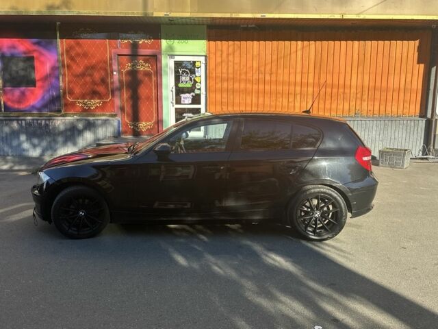 Черный БМВ 1 Серия, объемом двигателя 1.6 л и пробегом 230 тыс. км за 6500 $, фото 1 на Automoto.ua