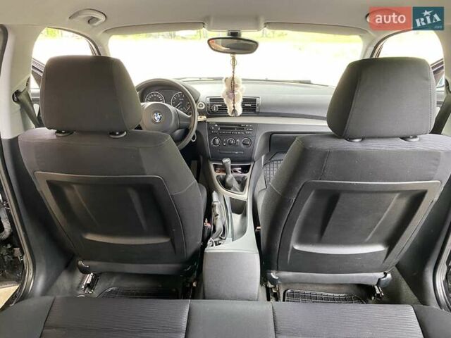 Черный БМВ 1 Серия, объемом двигателя 2 л и пробегом 290 тыс. км за 5500 $, фото 20 на Automoto.ua